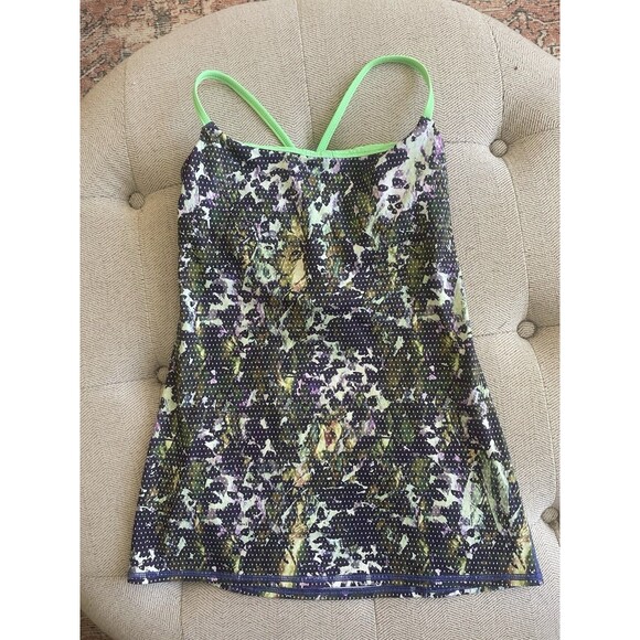 LULULEMON Dancing Warrior Tank Top Power Bra Women’s Size 6 Athletic Gym Floral - Picture 4 of 13